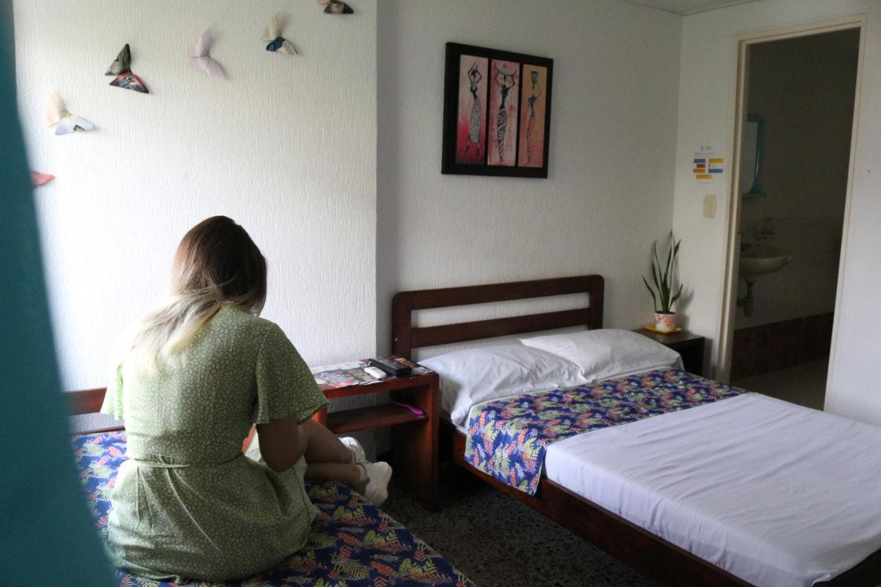 Refugio Llanero Hotel Boutique Villavo Centro 3K Aeropuerto 비야비센시오 외부 사진